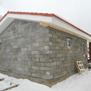 Баня из шлакоблока до отделки